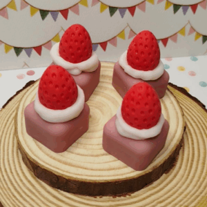 Melty Bombón Fresas con Nata